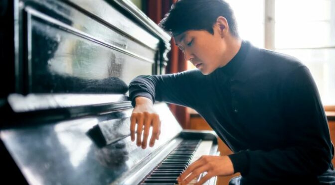 Les deux côtés du miroir